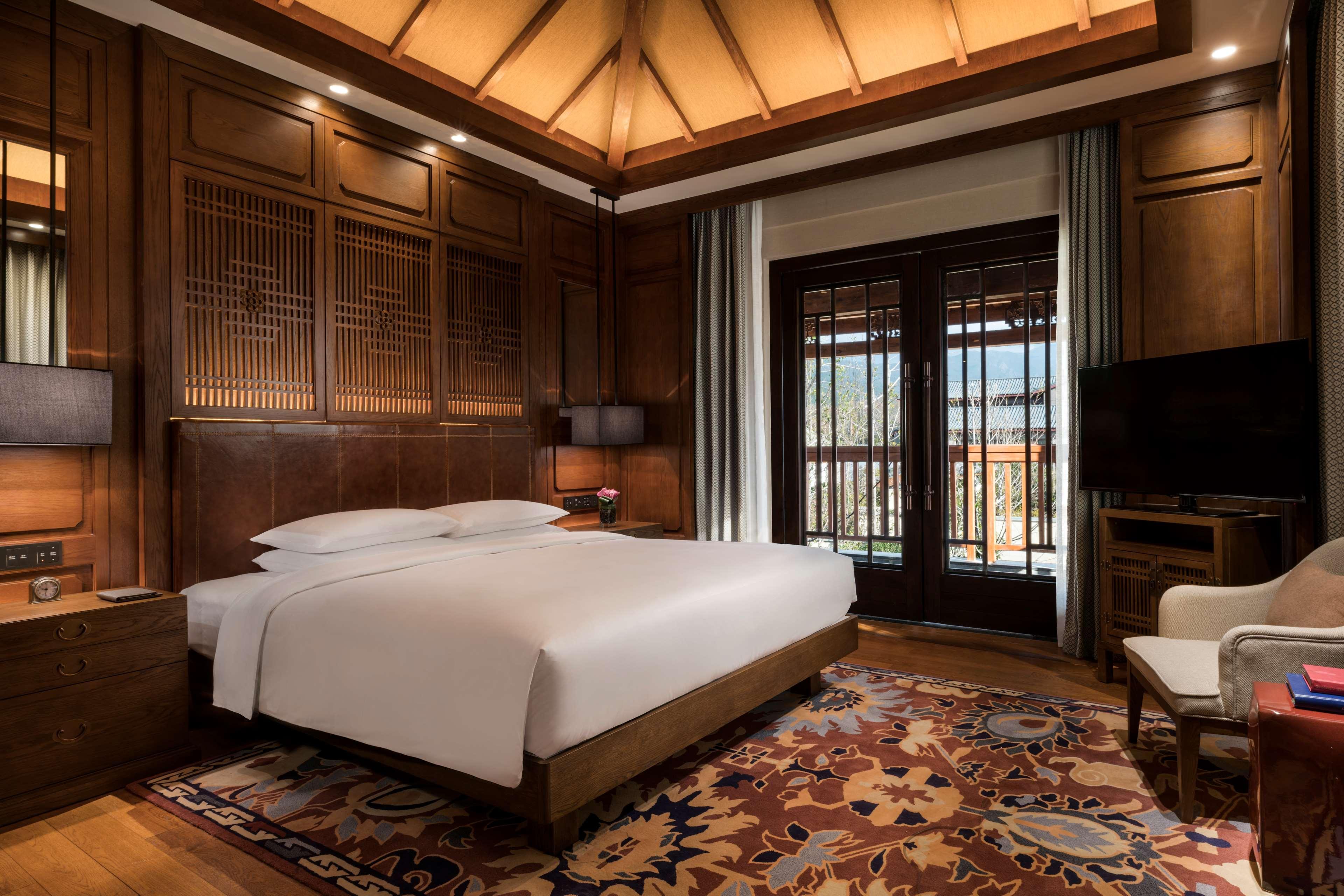 Jinmao Purelax Lijiang, The Unbound Collection By Hyatt Hotel Lijiang  Exterior photo