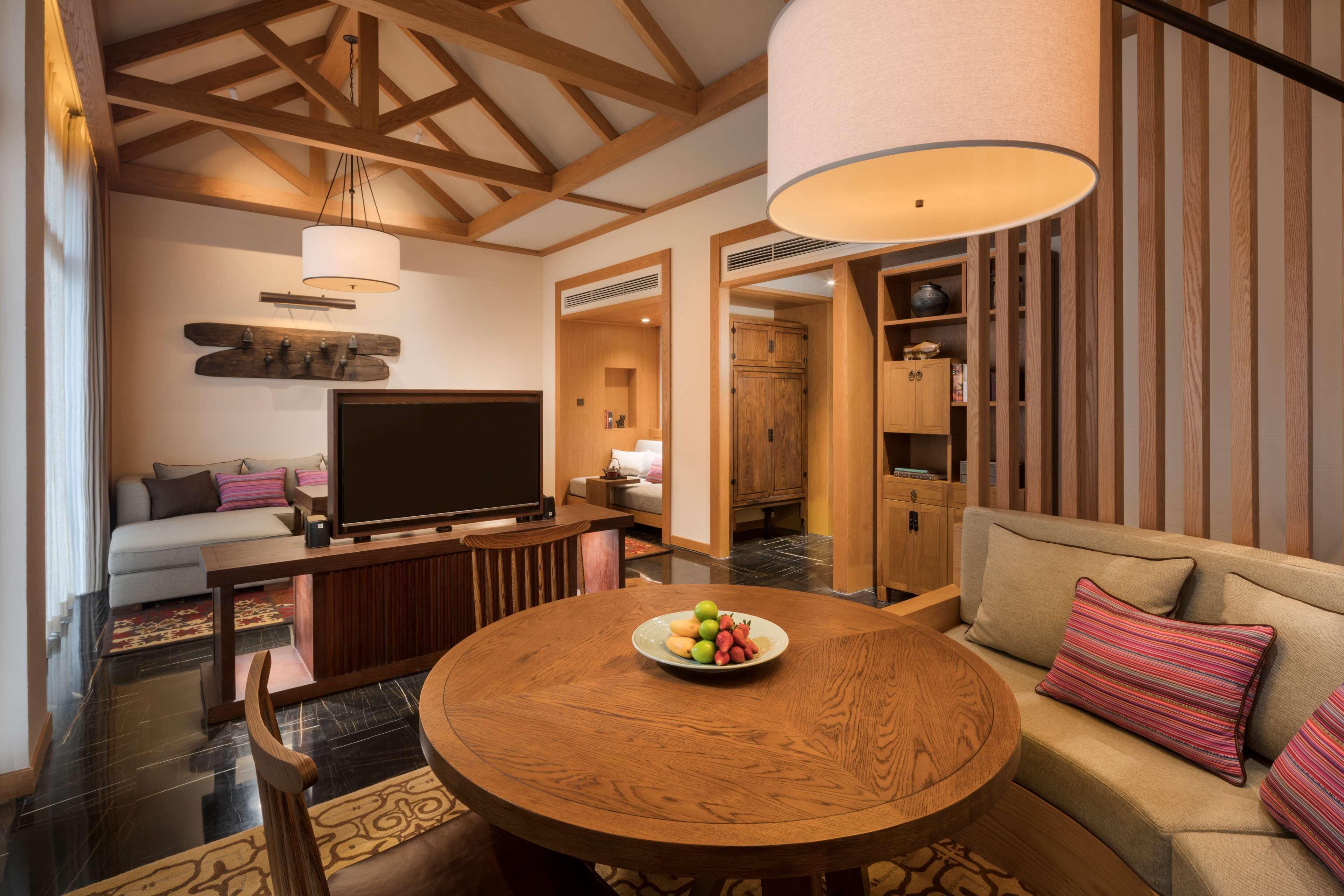 Jinmao Purelax Lijiang, The Unbound Collection By Hyatt Hotel Lijiang  Exterior photo