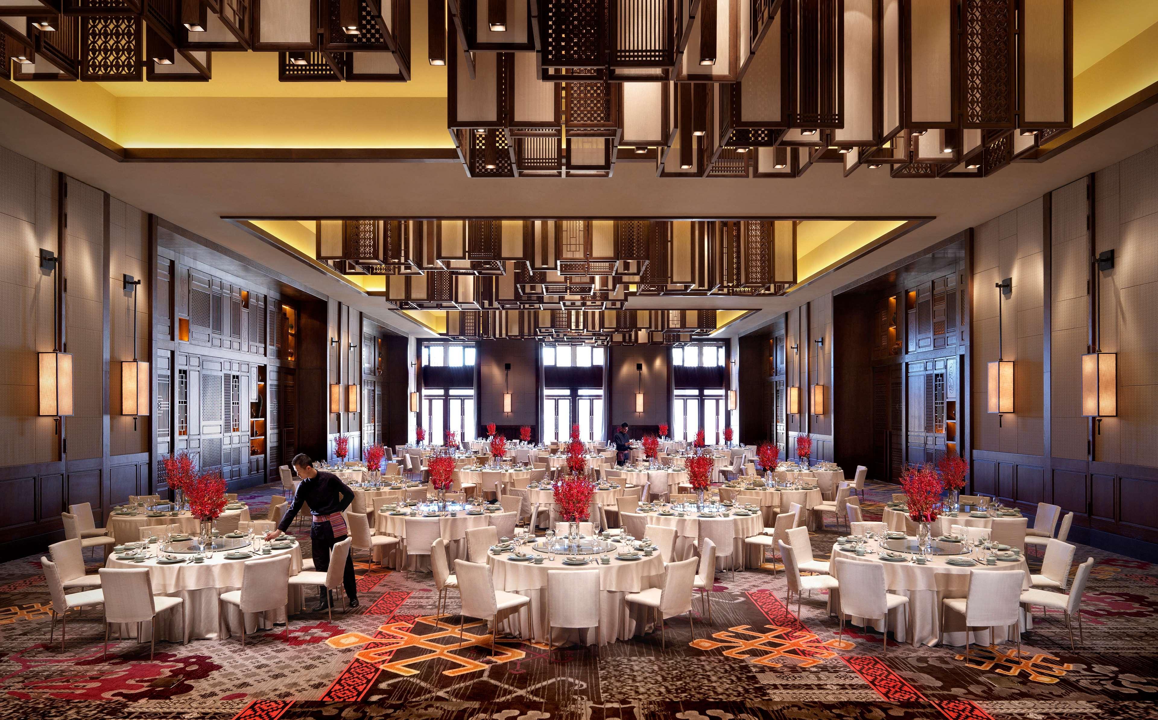 Jinmao Purelax Lijiang, The Unbound Collection By Hyatt Hotel Lijiang  Exterior photo
