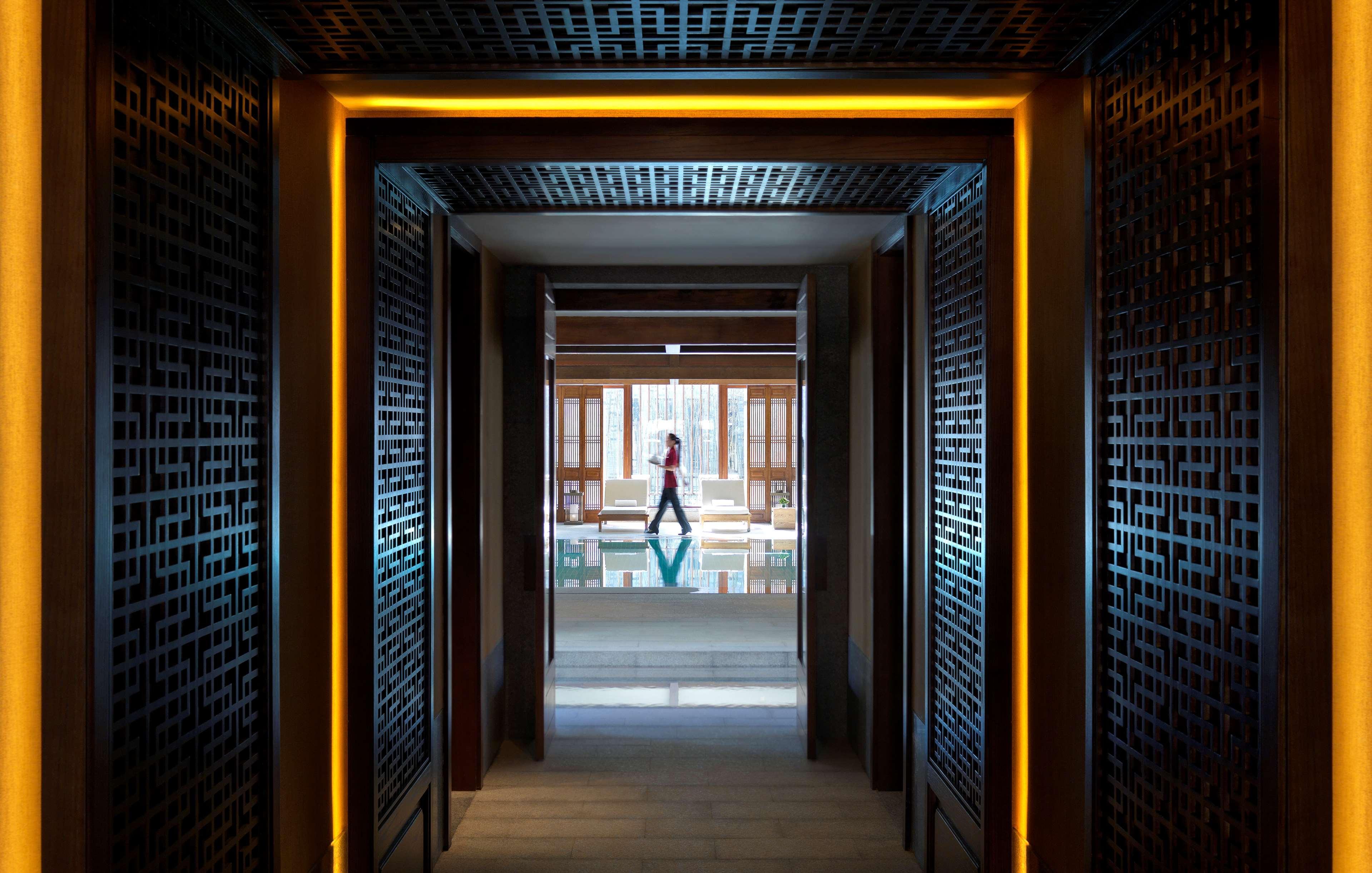 Jinmao Purelax Lijiang, The Unbound Collection By Hyatt Hotel Lijiang  Exterior photo