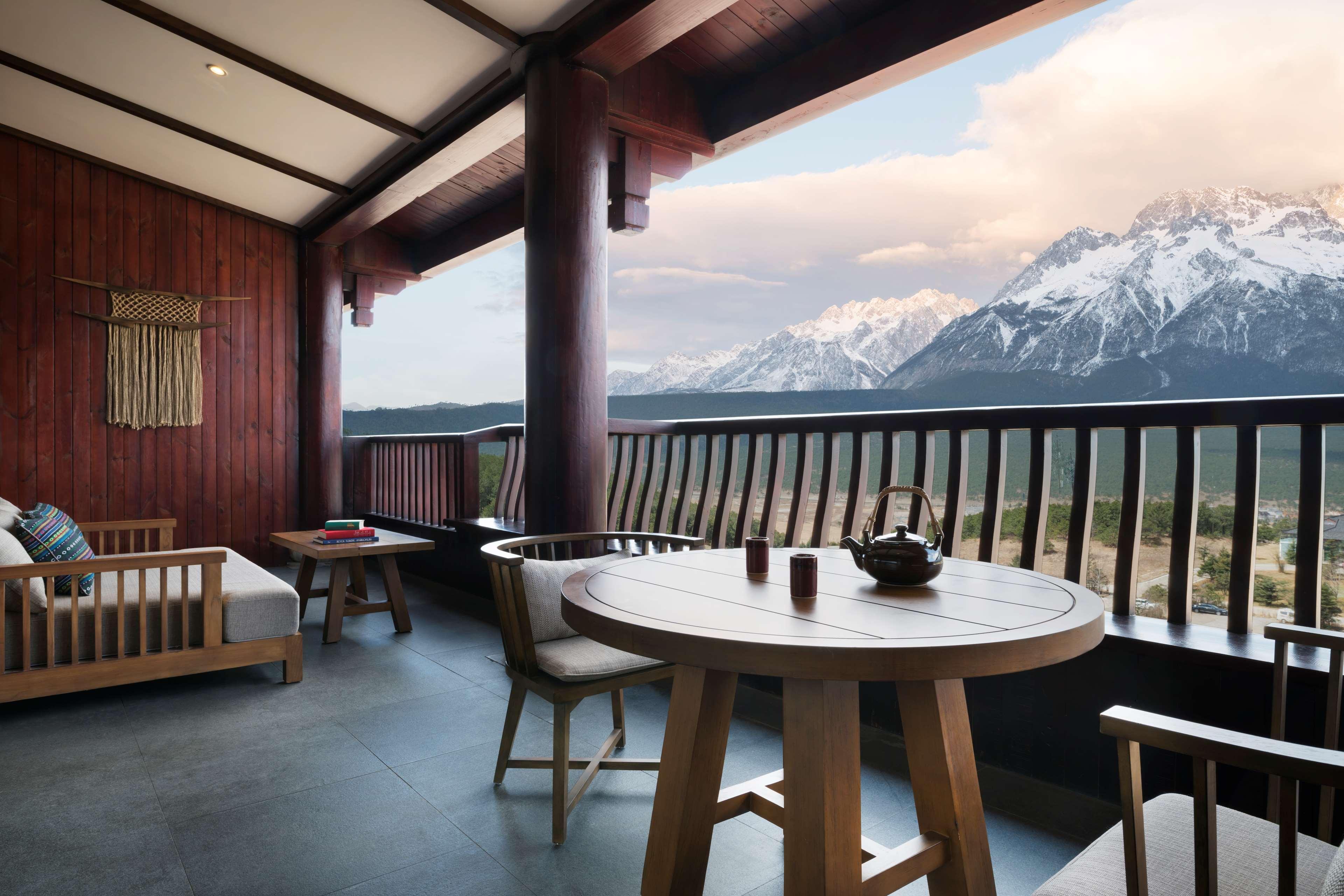 Jinmao Purelax Lijiang, The Unbound Collection By Hyatt Hotel Lijiang  Exterior photo